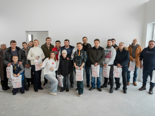 Итоги Школы строительства: газобетон проверили пилой, горелкой и кувалдой